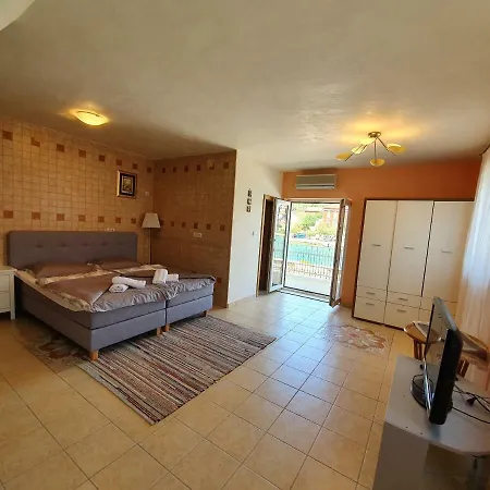 House Bridge Holiday home Tisno