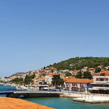 House Bridge * Tisno