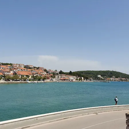 House Bridge