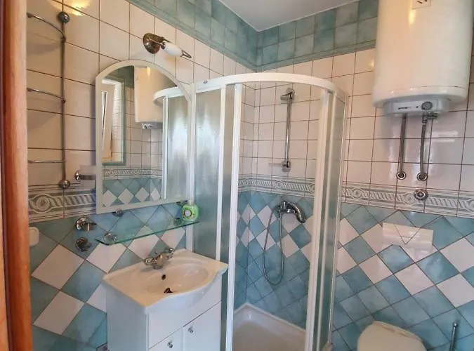 House Bridge * Tisno