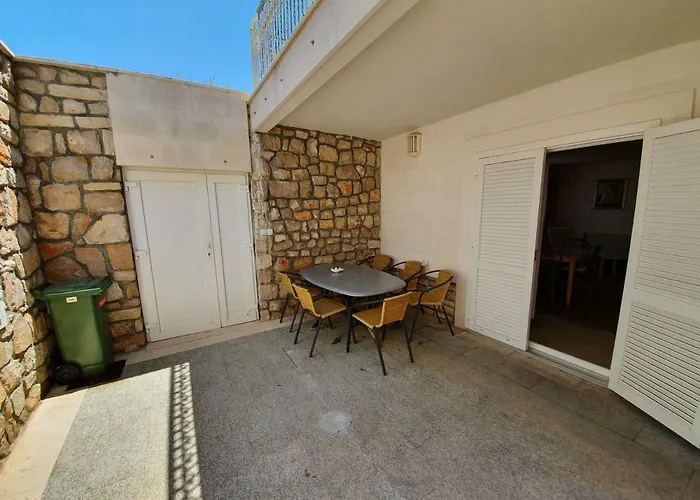 House Bridge Дом отдыха Тисно